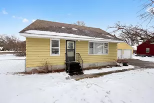 8839 Tyler St NE, Blaine, MN 55434 - Photo 10