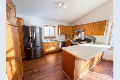 209 Grand Avenue NE, Saint Michael, MN 55376 - Photo 8