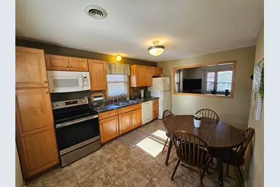 307 4th Avenue W, Lamberton, MN 56152 - Photo 6