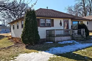 307 4th Ave W, Lamberton, MN 56152 - Photo 12