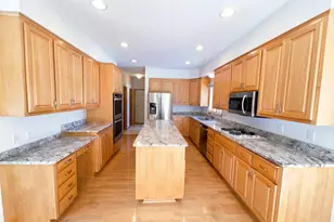 4298 Balsam Ln N, Plymouth, MN 55441 - Photo 2