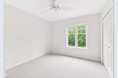 204 Central Avenue S, Wayzata, MN 55391 - Photo 18