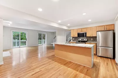 204 Central Avenue S, Wayzata, MN 55391 - Photo 10