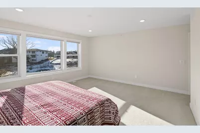 2388 Laurie Court, Roseville, MN 55113 - Photo 34