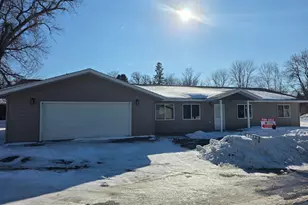 524 3rd Street NW, Mahnomen, MN 56557 - Photo 1