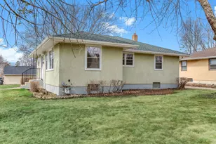 1955 Idaho Ave E, Saint Paul, MN 55119 - Photo 36