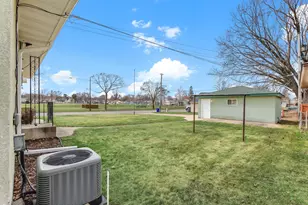 1955 Idaho Ave E, Saint Paul, MN 55119 - Photo 38