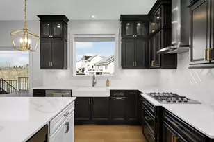 20377 Hampton Ct, Lakeville, MN 55044 - Photo 12