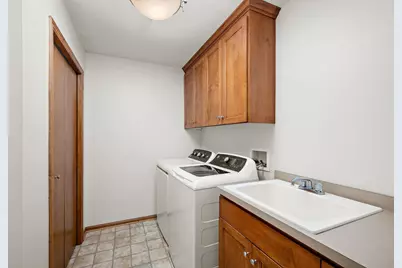 1598 Summit Shores Circle, Burnsville, MN 55306 - Photo 6