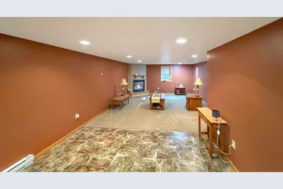 3033 Redwood Avenue, Slayton, MN 56172 - Photo 12