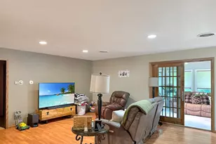 3033 Redwood Ave, Slayton, MN 56172 - Photo 4