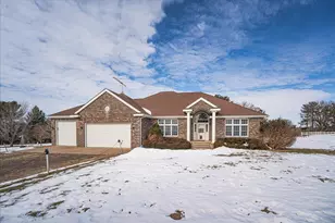 12446 190th St, Milaca, MN 56353 - Photo 2