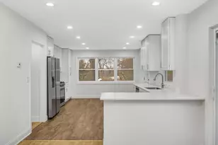 1077 Century Ave S, Maplewood, MN 55119 - Photo 10