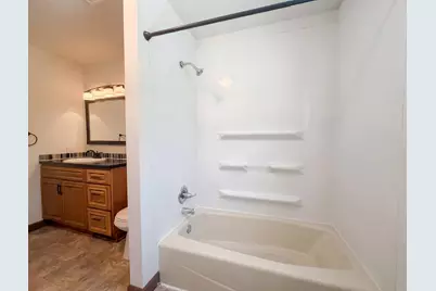 18817 Kenwood Trail, Lakeville, MN 55044 - Photo 10