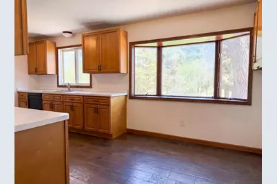 18817 Kenwood Trail, Lakeville, MN 55044 - Photo 6
