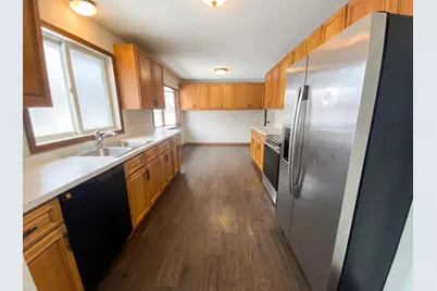 18817 Kenwood Trail, Lakeville, MN 55044 - Photo 2