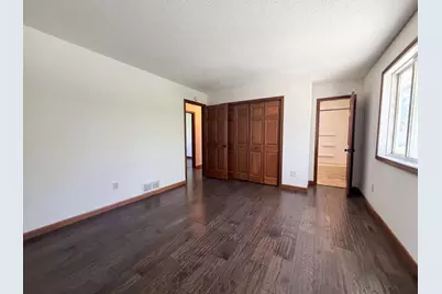 18817 Kenwood Trail, Lakeville, MN 55044 - Photo 4