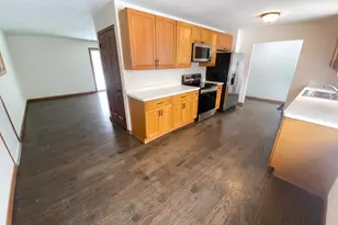 18817 Kenwood Trail, Lakeville, MN 55044 - Photo 6