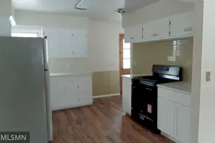 4130 Glacier Ln N, Plymouth, MN 55446 - Photo 4