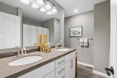 8957 SW Village Loop, Chanhassen, MN 55317 - Photo 22