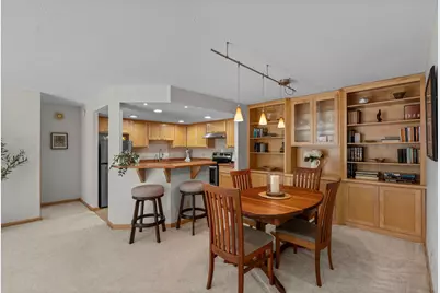 2885 Knox Avenue S #605, Minneapolis, MN 55408 - Photo 1