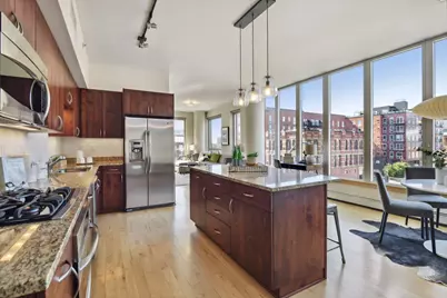 215 10th Avenue S #438, Minneapolis, MN 55415 - Photo 2