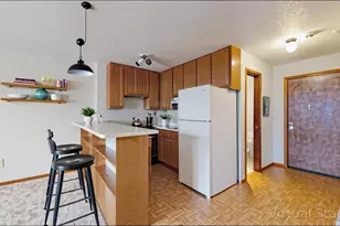 2216 Pleasant Ave, Minneapolis, MN 55404 - Photo 2
