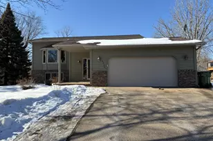 6559 Black Duck Dr S, Circle Pines, MN 55014 - Photo 2