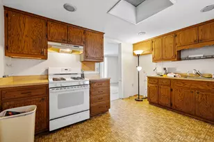 110136 Stanford Cir, Chaska, MN 55318 - Photo 8