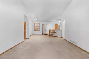 6555 Riverwood Ln, Brooklyn Center, MN 55430 - Photo 6