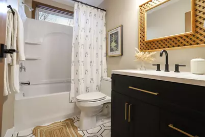 1920 53rd Avenue S, Fargo, ND 58104 - Photo 14