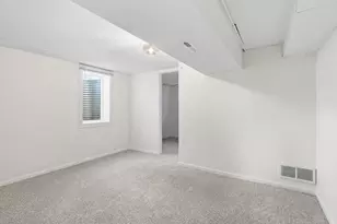 4409 W 89th St, Bloomington, MN 55437 - Photo 36