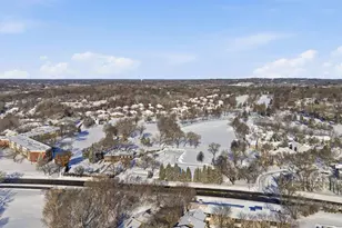 14326 Fairway Dr, Eden Prairie, MN 55344 - Photo 32