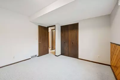 10500 Wyoming Avenue S, Bloomington, MN 55438 - Photo 30