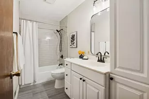 10500 Wyoming Ave S, Bloomington, MN 55438 - Photo 22