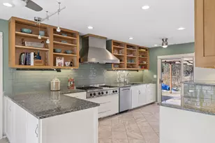 1337 Cleveland Ave S, Saint Paul, MN 55116 - Photo 8