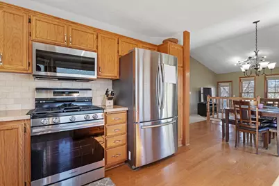 4864 Aspen Drive, Savage, MN 55378 - Photo 6