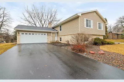 9200 67th Avenue N, Brooklyn Park, MN 55428 - Photo 1