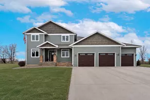 45 Robert St, Elrosa, MN 56325 - Photo 1