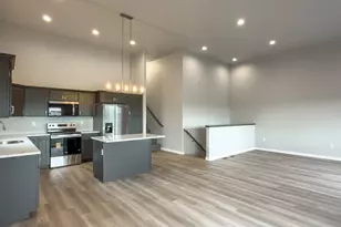 3240 36th Ave S, Moorhead, MN 56560 - Photo 4