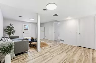 11216 Minnetonka Blvd, Minnetonka, MN 55305 - Photo 26