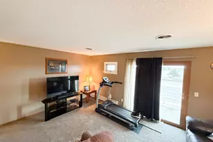 1434 1st Ave SW, Worthington, MN 56187 - Photo 12