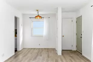 9000 Cedar Lk Rd S, Saint Louis Park, MN 55426 - Photo 6