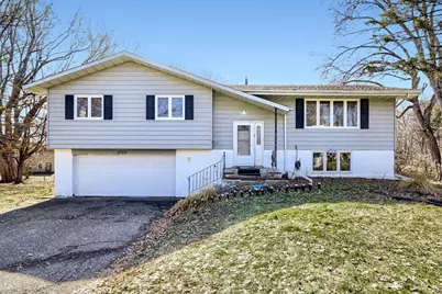 5705 Phoenix Street, Golden Valley, MN 55422 - Photo 2