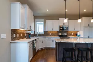 1902 Fulton Rd, Carver, MN 55315 - Photo 12