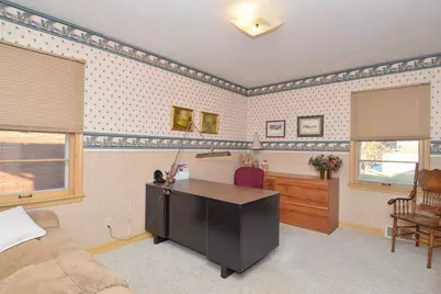 1864 Albert Street N, Falcon Heights, MN 55113 - Photo 12