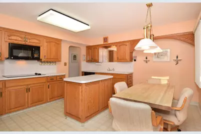 1864 Albert Street N, Falcon Heights, MN 55113 - Photo 6