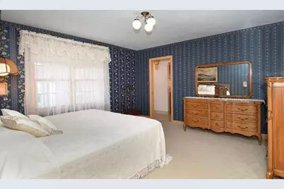 1864 Albert Street N, Falcon Heights, MN 55113 - Photo 10