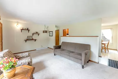 8277 Lake Drive, Circle Pines, MN 55014 - Photo 4