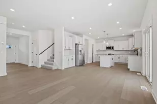 8866 Periwinkle Blvd, Woodbury, MN 55129 - Photo 10